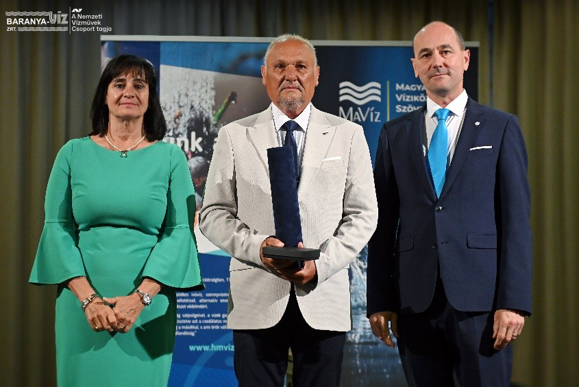 Hock László ágazatvezető munkatársunk „Elismerő Oklevélben” részesült
